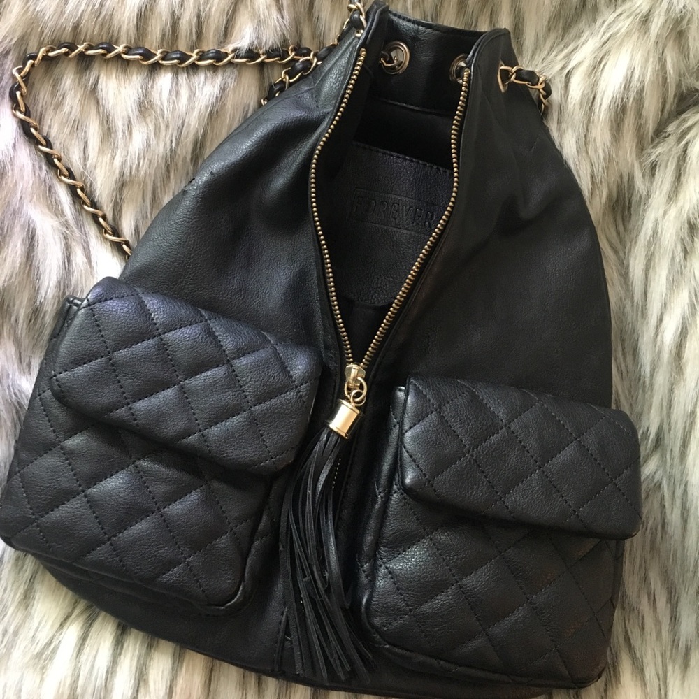 Forever 21 black purse/bag.